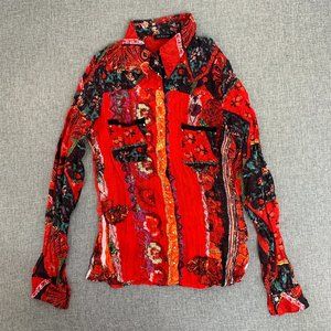 La Caviar Crinkle Floral Red Blouse Snaps Collared Small Long Sleeve Stud Detail